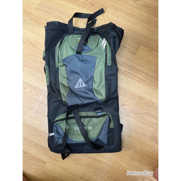Sac  dos randonne 70L Trek - Lger, rsistant, multi-poches en nylon