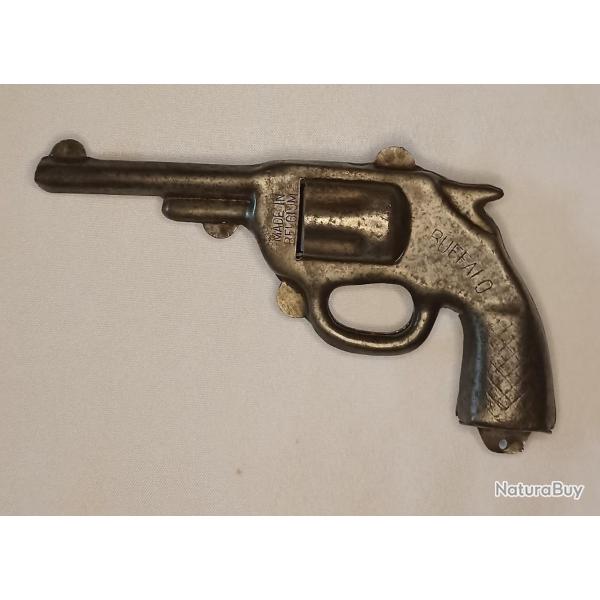 Pistolet jouet ancien en t�le BUFFALO made in Belgium vintage n�16