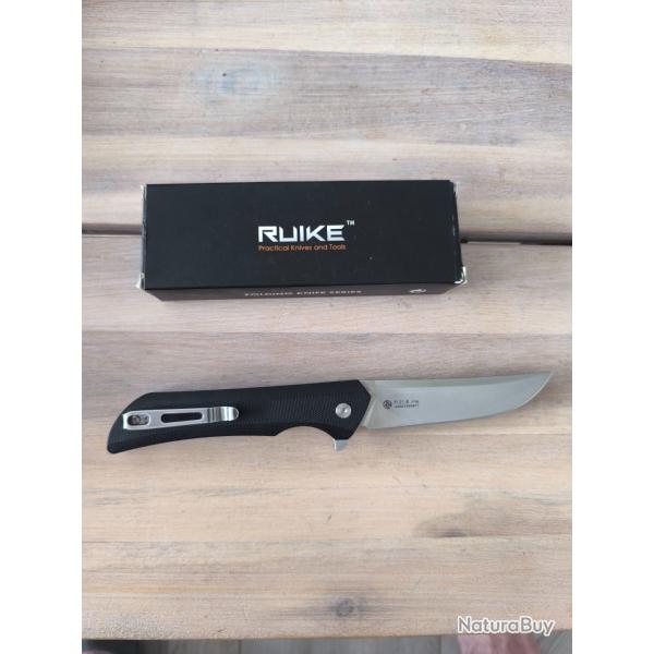 Couteau RUIKE P121b