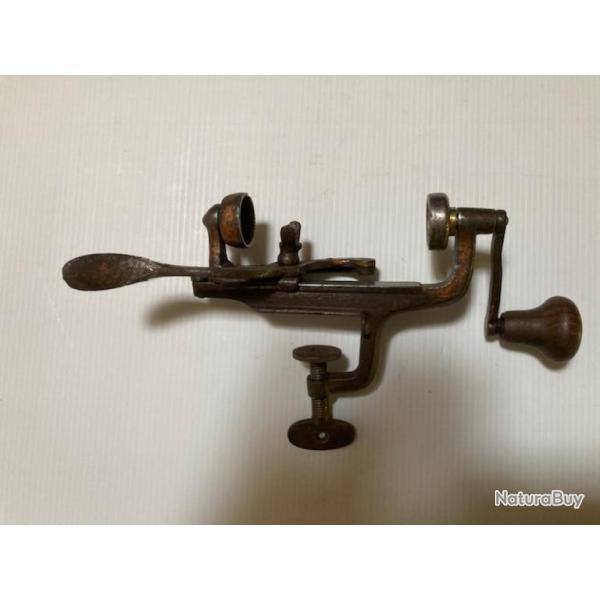 SERTISSEUR A SYSTEME CAL16 N�139