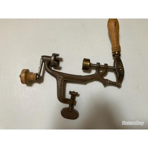 SERTISSEUR  CAL16 N�144