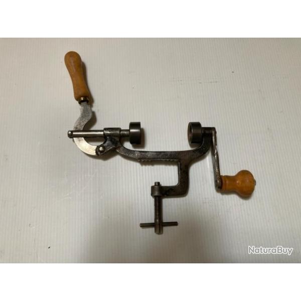 SERTISSEUR  CAL 16 N�149