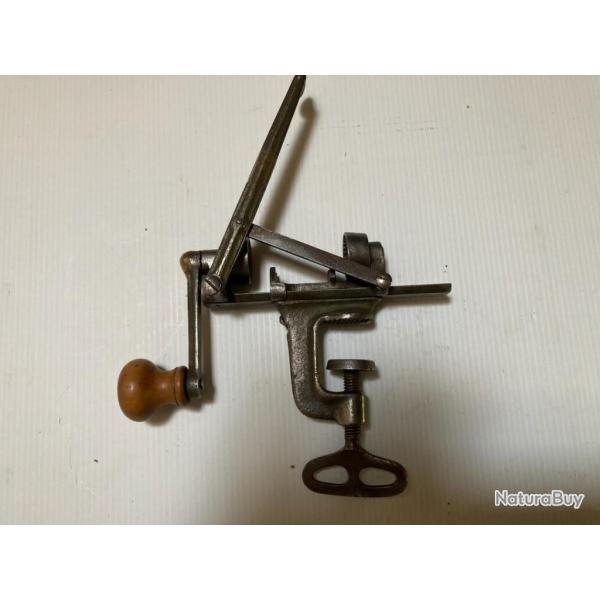 SERTISSEUR MANU ARMES ET CYCLES ST ETIENNE CAL 16 N�153