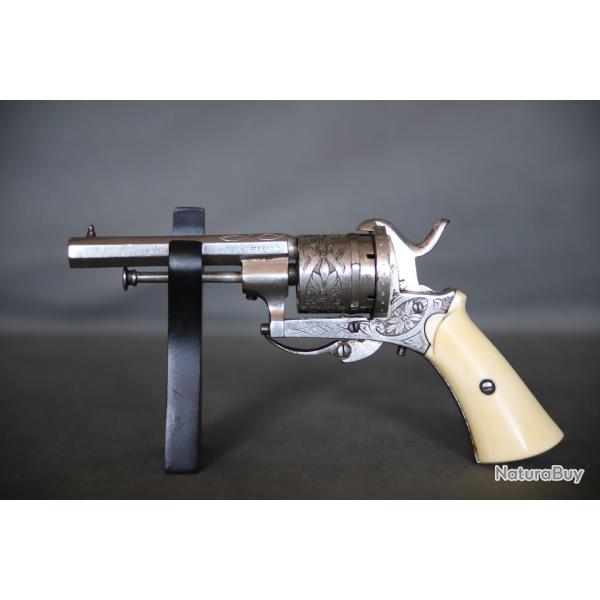 Revolver  broche calibre 7mm - 2nde moiti du 19me sicle