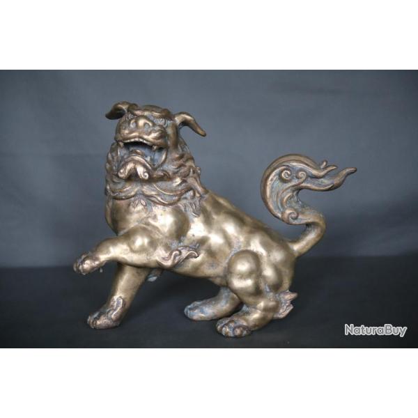 Lion � la perle en bronze - Japon, �re Meiji