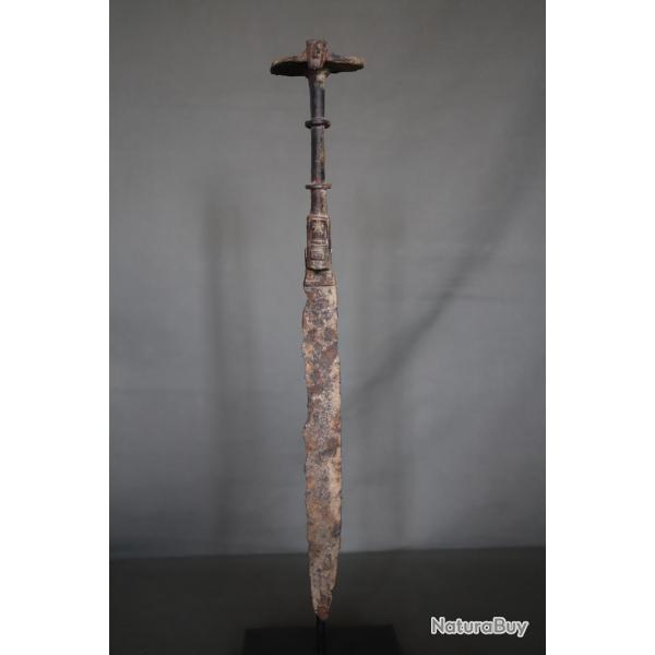 Ep�e en fer dite "aux masques" - Luristan (Louristan), 1100-700 avant J�sus Christ (2)