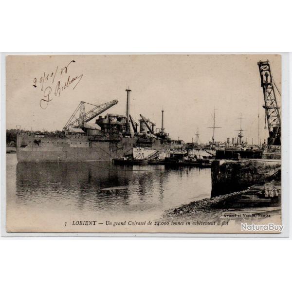 CPA - Marine de Guerre - Un grand Cuirass� de 24.000 tonnes en ach�vement � flot N�1190
