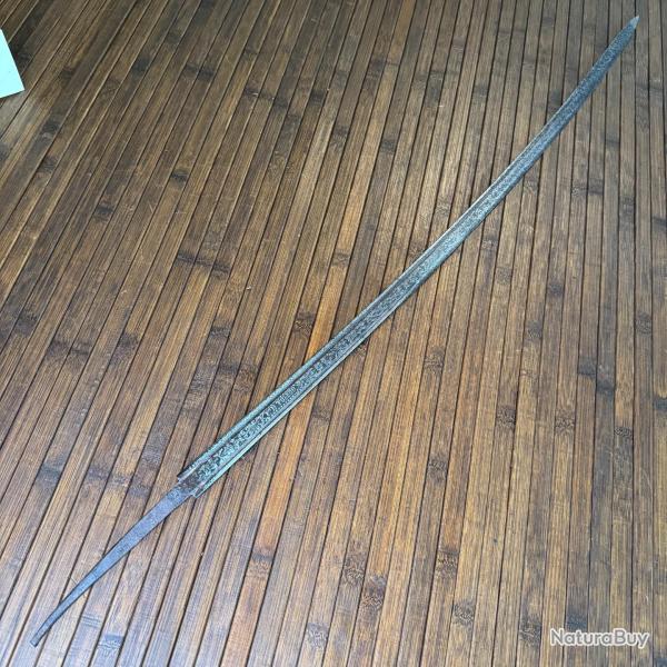 LAME DE SABRE FABRICATION DE TOLEDE ESPAGNOL DAT�E 1810 POIN�ON FDB -  Fourbisseur Delacour & Backes