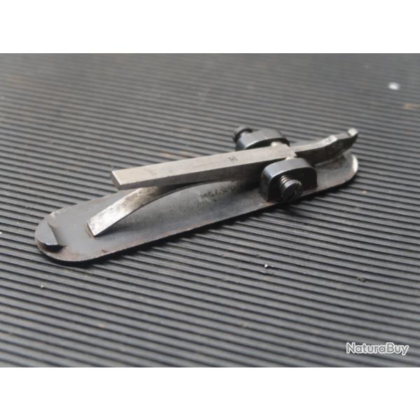 Fond de magasin avec vis pour fusil Kropatschek 1886 REF 119/2025