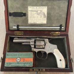 SPLENDIDE &laquo;&nbsp;SMITH & WESSON HAND EJECTOR&nbsp;&raquo; CAL 32 SWL