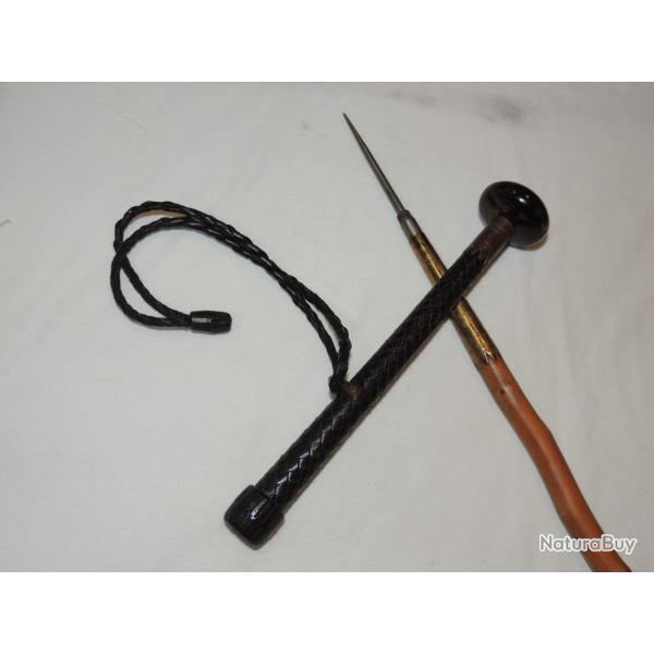 BEAU MAKILA PAYS BASQUE / PAR ENE MAKILA / ETAT NEUF