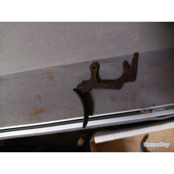 Dtente de fusil ancien