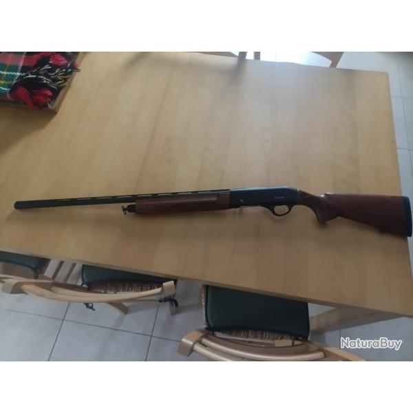 Fusil semi-automatique Hatsan Diana calibre 20/76 quasi neuf, 4 cartouches tir�es