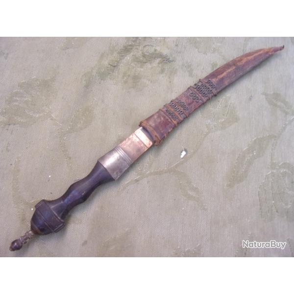 couteau africaine avec gaine  40 cm