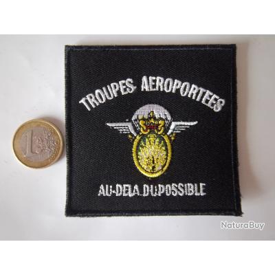 INSIGNE MILITAIRE 1ER régiment chasseur parachutiste Arthus Bertrand