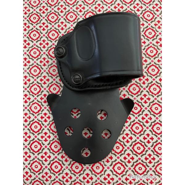 Holster De Santis droitier