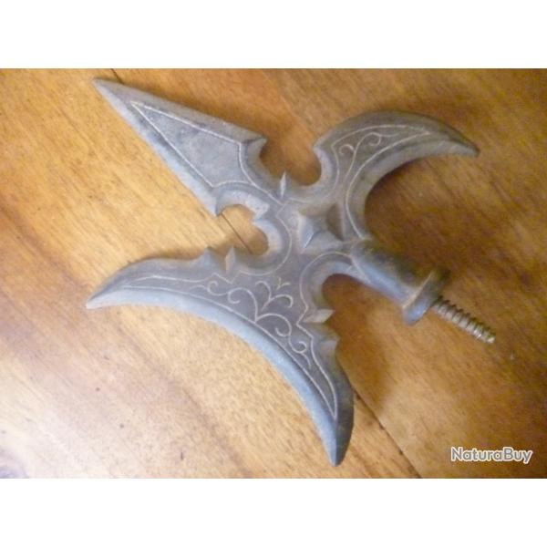 Pointe , t�te de hallebarde