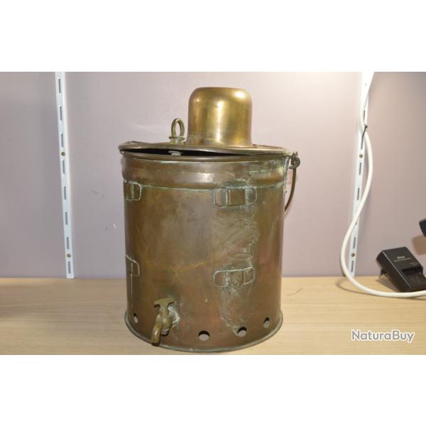 Ancien chauffe eau Civil Militaire France Anglais GB Laiton Reconstitution Militaire WW1/WW2