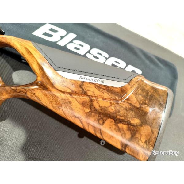 fin de collection Blaser R8 success cuir Noir Grade 7 , calibre standard ,non fl�t�.