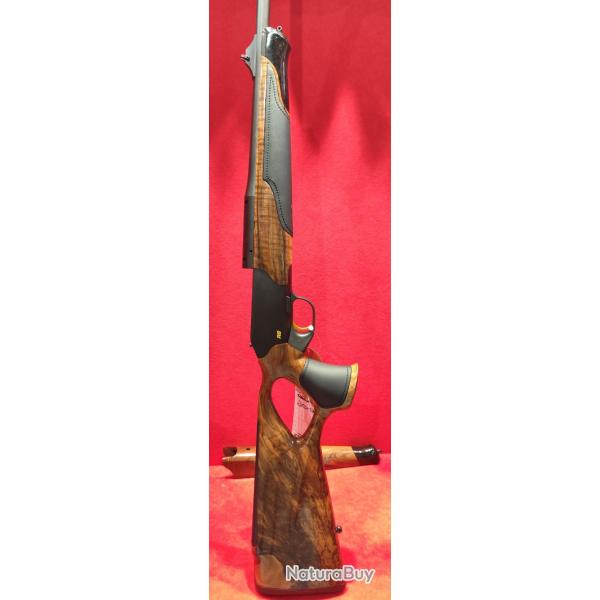 Blaser R8 success cuir Noir Grade 7 - calibre 30-06 . Compl�te culasse et t�te - m�daillon cerf -