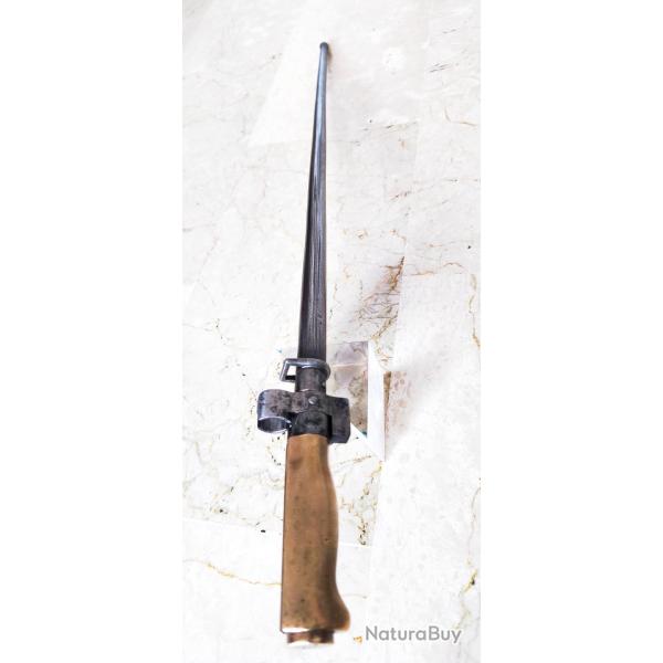 Ba�onnette lebel Rozalie