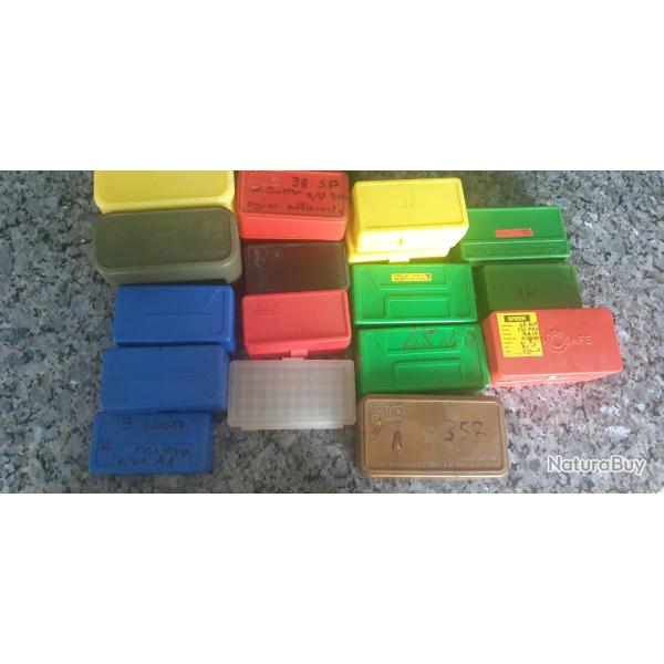 Lot de bo�tes munitions