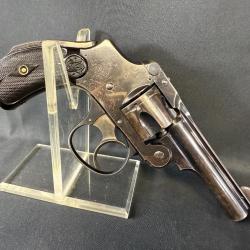 MAGNIFIQUE SMITH & WESSON HAMMERLESS 2nd mod&egrave;le cal. 32sw short