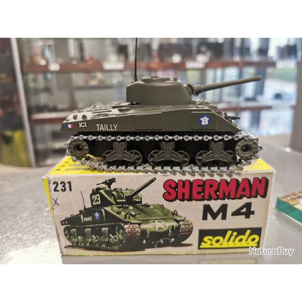 Solido char sherman M4 A3 complet avec antenne et bo�te d'origine. Parfait �tat. R�f 231.