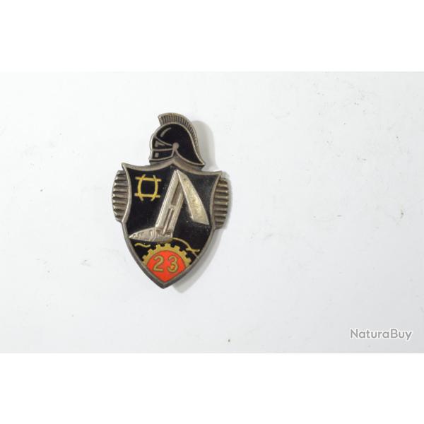 Insigne 23e Bataillon du Gnie, 23 BG, DRAGO G1869, mail, dos guilloch plat, 2 anneaux, argent