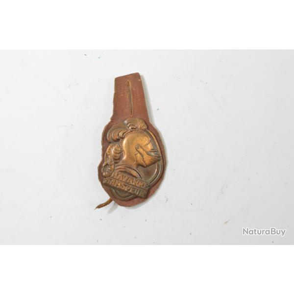 Insigne 5 Rgiment d'Infanterie 5 RI, NAVARRE SANS PEUR, type L Bazor. Dos lisse