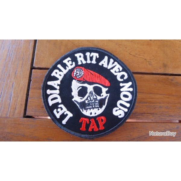 ECUSSON TAP PARACHUTISTE LE DIABLE RIT AVEC NOUS