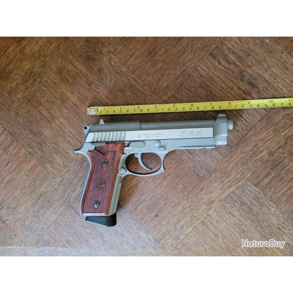 Taurus PT92 silver m�tal Cybergun blowback 9mm CO2