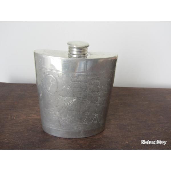 Flasque � Whisky Trio Pewter Sheffield 1960