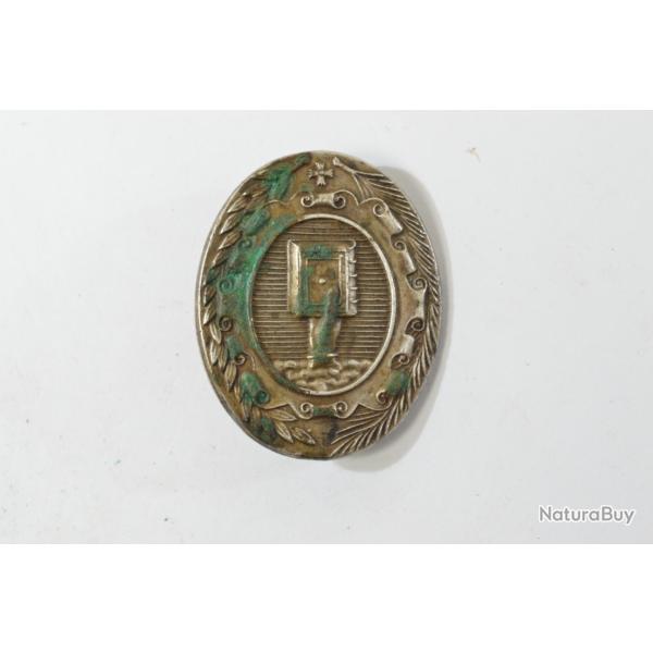 Ancien insigne  identifier. Acadmie ? livre