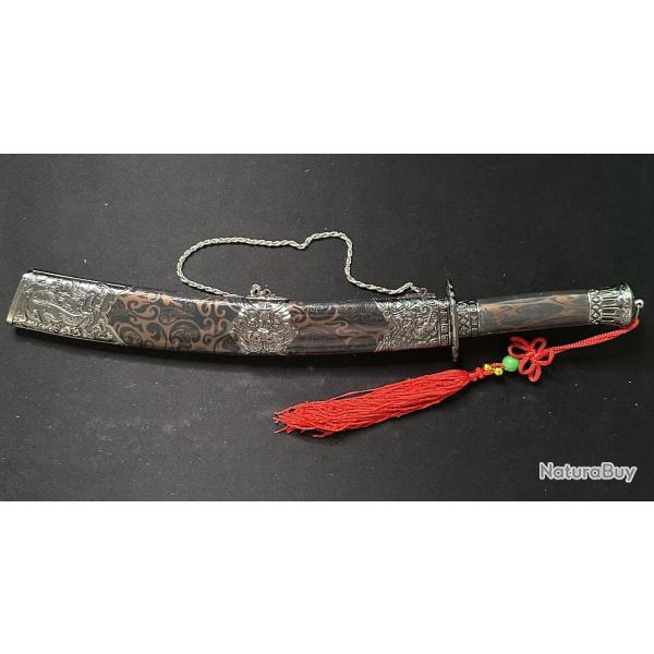 Dague chinoise traditionnelle avec socle