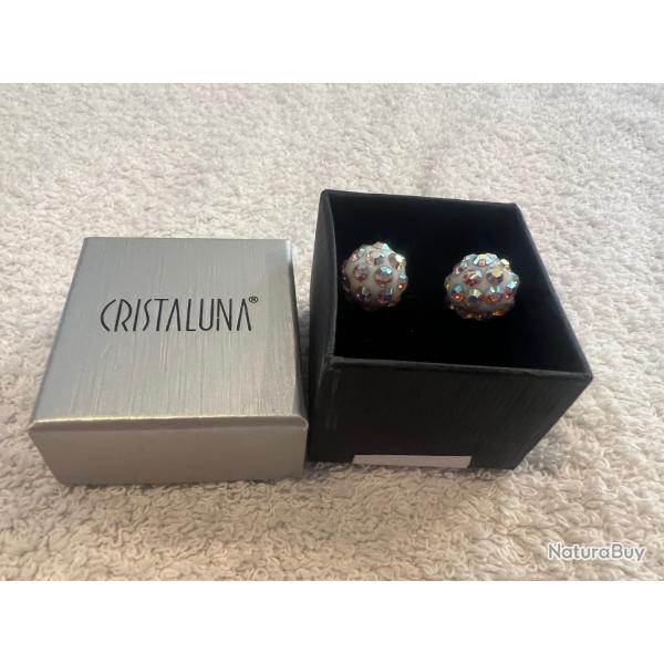 Boucles d oreilles cristaluna sheretta en cristal acrylique blanc swarovski neuf 303 499 00