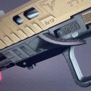 FLUX DEFENSE – Rail Picatinny et repose doigts pour châssis RAIDER