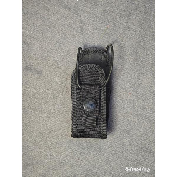 Poche porte accessoires molle