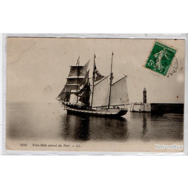 CPA - Marine -Trois-Mats sortant du Port  N�1348