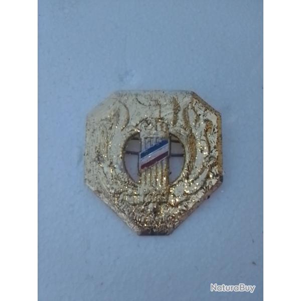 insigne militaire GMR  dor  l'or fin 24 carats!!!RARE
