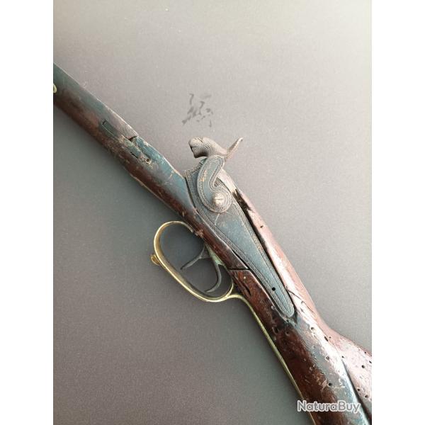 Juxtaposes a piston pieces