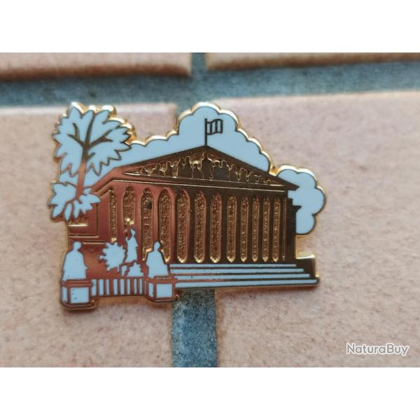 PINS ASSEMBLEE NATIONALE  FABRICATION ARTHUS BERTRAND