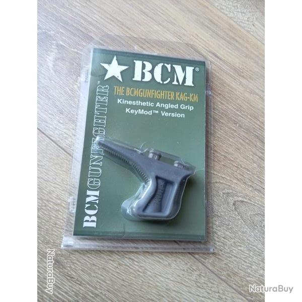Poign�e keymod KAG ANGLED GRIP gris bravo company bcm ar15 m16 M4 ak
