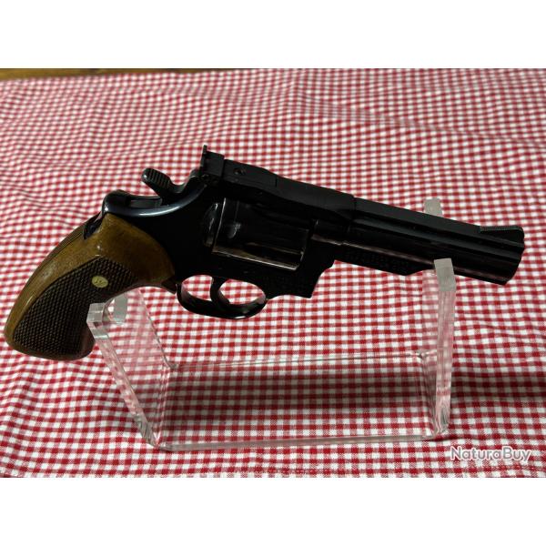 Sans prix de r�serve - Occasion revolver Dan Wesson - Mod. 15 - 357 / 38 - 4" - 6 coups - AR05599
