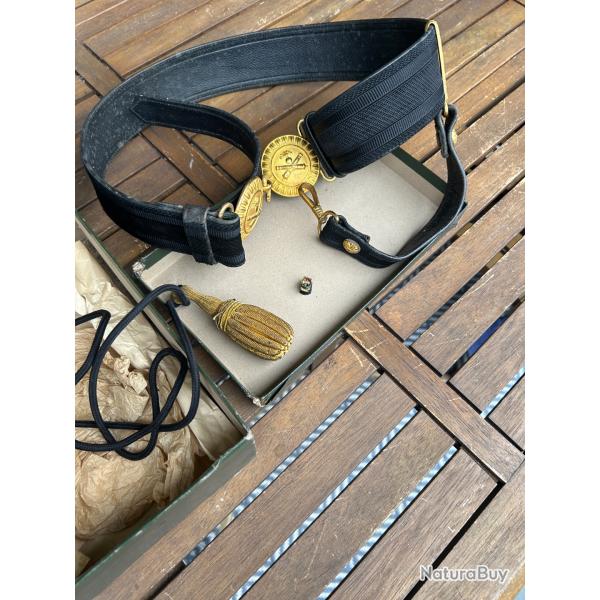 Ceinturon grande tenue artillerie + dragonne + b�li�re