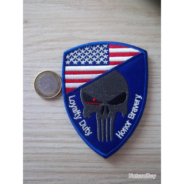 �cusson drapeau U.S devoir de loyaut� honneur bravoure militaire ?