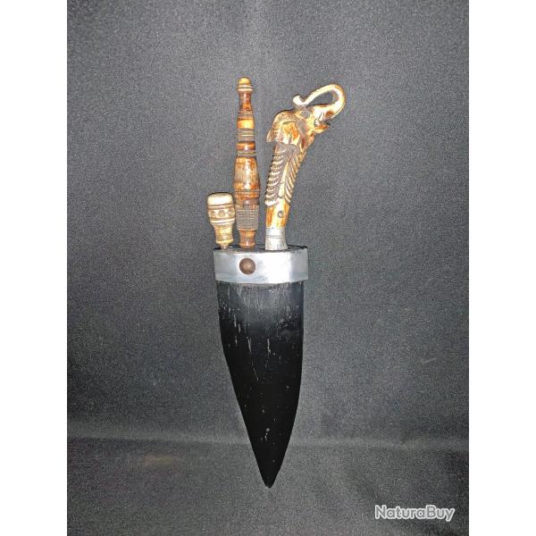 ANCIEN COUTEAU TRIBAL PIHA KAETTA DES ANNEES 1900, CEYLAN (SriLanka) ET ACCESSOIRES, RARE