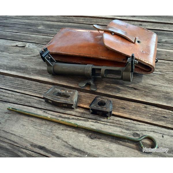 Appareil de vis�e de nuit pour MAS 49, MAS 49/56 + �couvillon pour pistolet