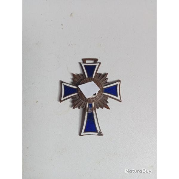 croix mere en bronze �maill� 1938
