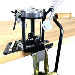 Lee - Presse de rechargement Ultimate Turret